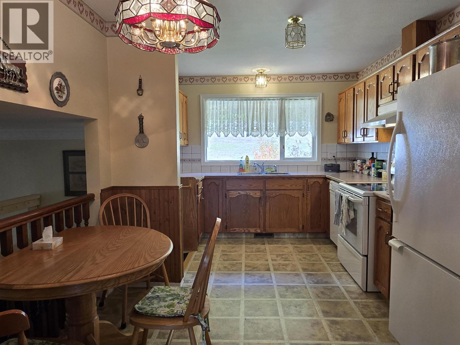 4706 North Meadow Road, Prince George, British Columbia  V2K 4K1 - Photo 5 - R3169870