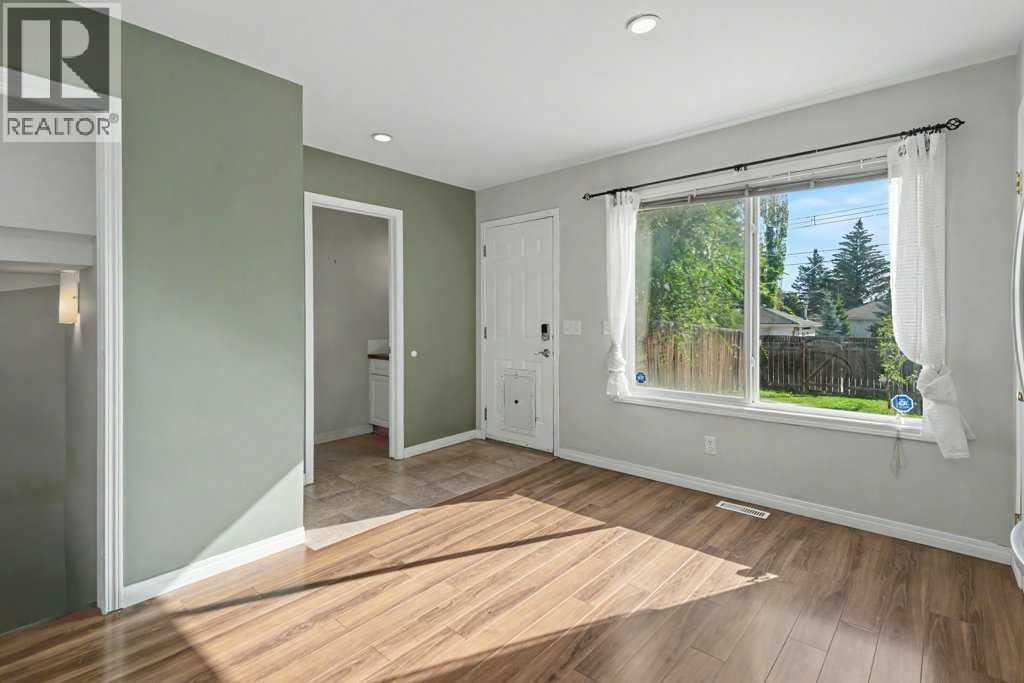 8034 24 Street SE, Calgary, Alberta  T2C 0Z3 - Photo 11 - A2340729