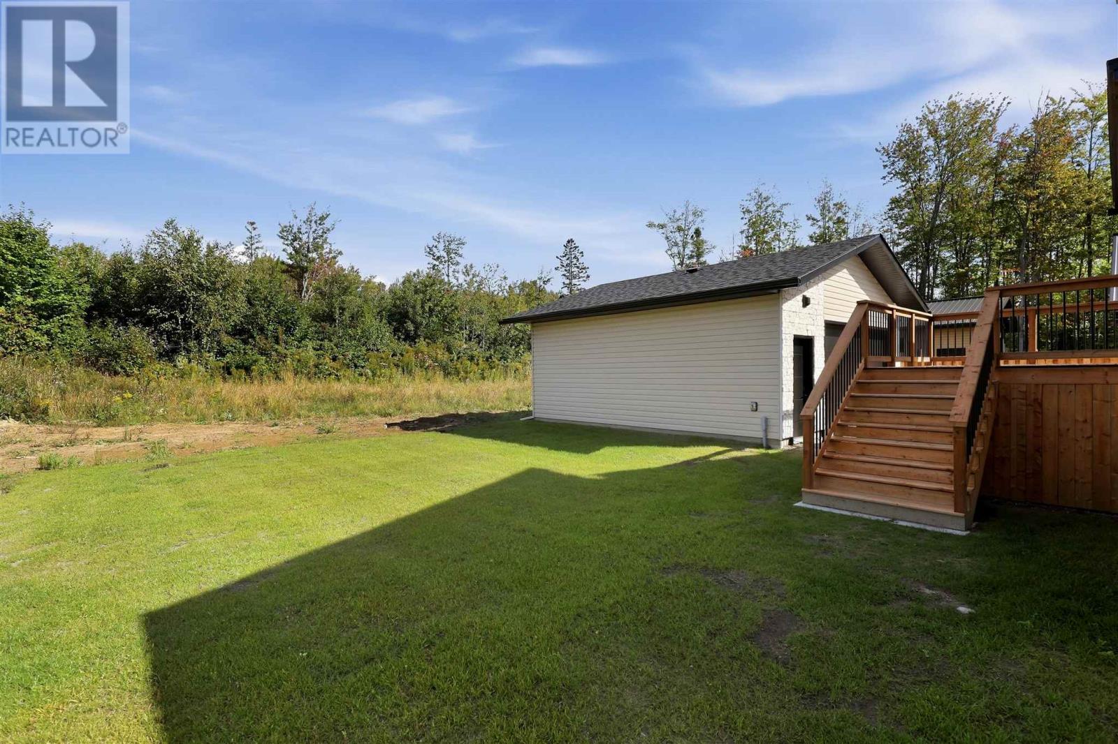 215 Greenfield Dr, Sault Ste. Marie, Ontario  P6C 3T3 - Photo 37 - SM262615