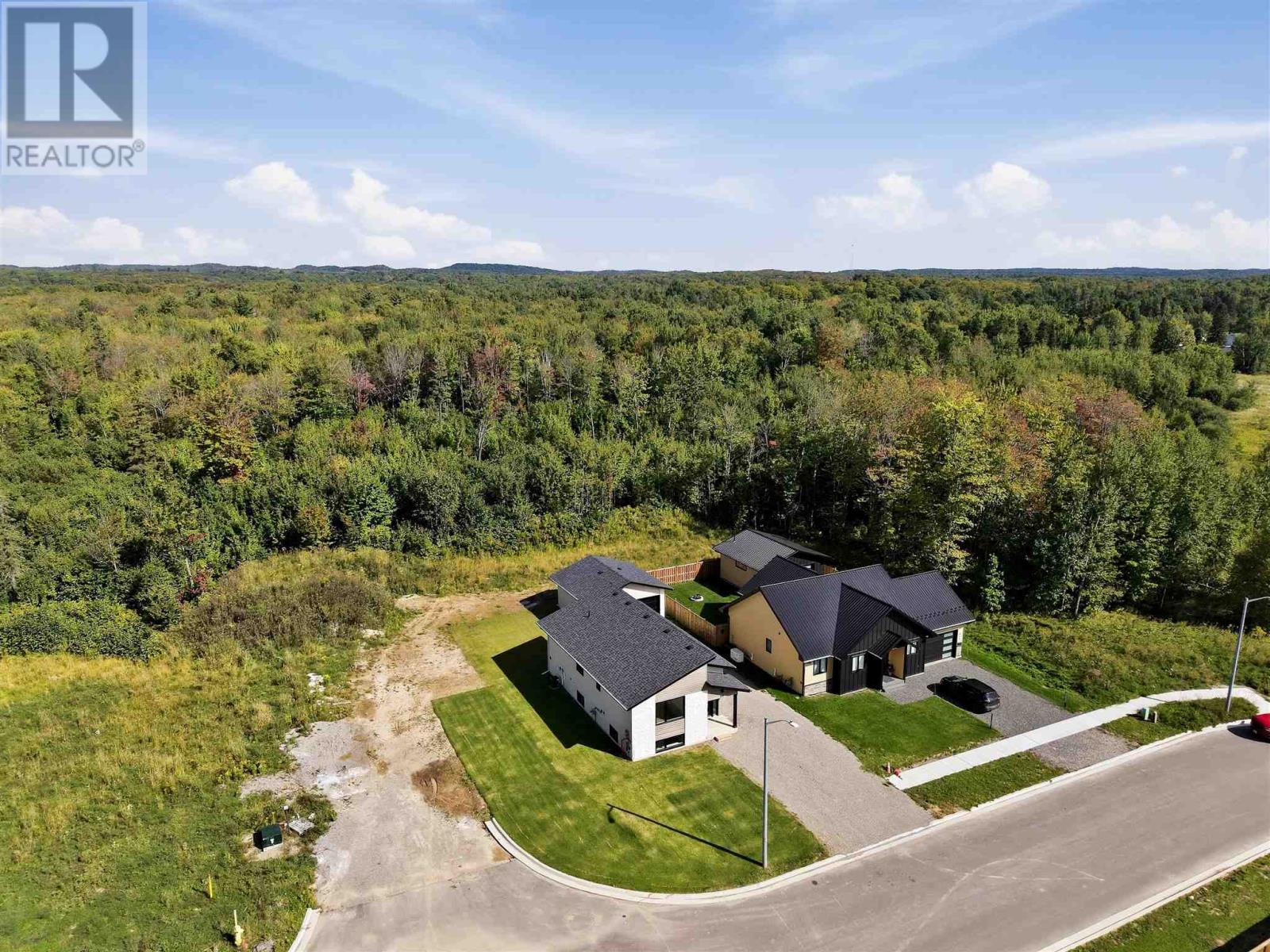 215 Greenfield Dr, Sault Ste. Marie, Ontario  P6C 3T3 - Photo 39 - SM262615