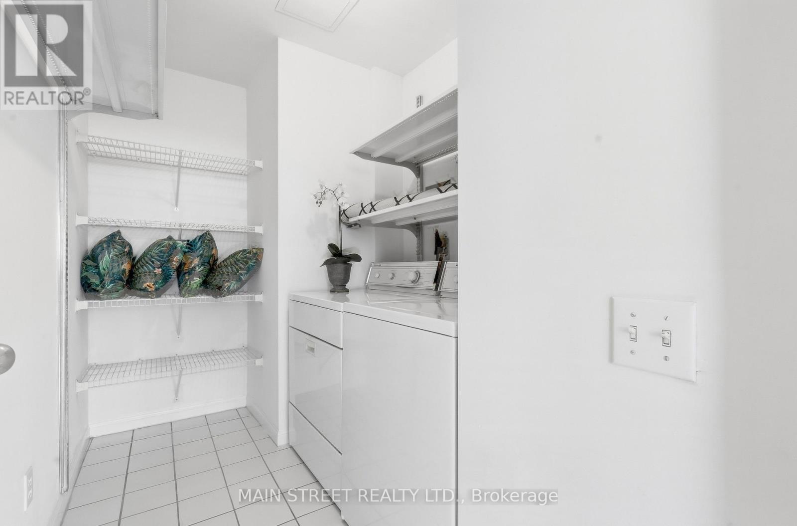 1705 - 110 Promenade Circle, Vaughan, Ontario  L4J 7W8 - Photo 22 - N13818262
