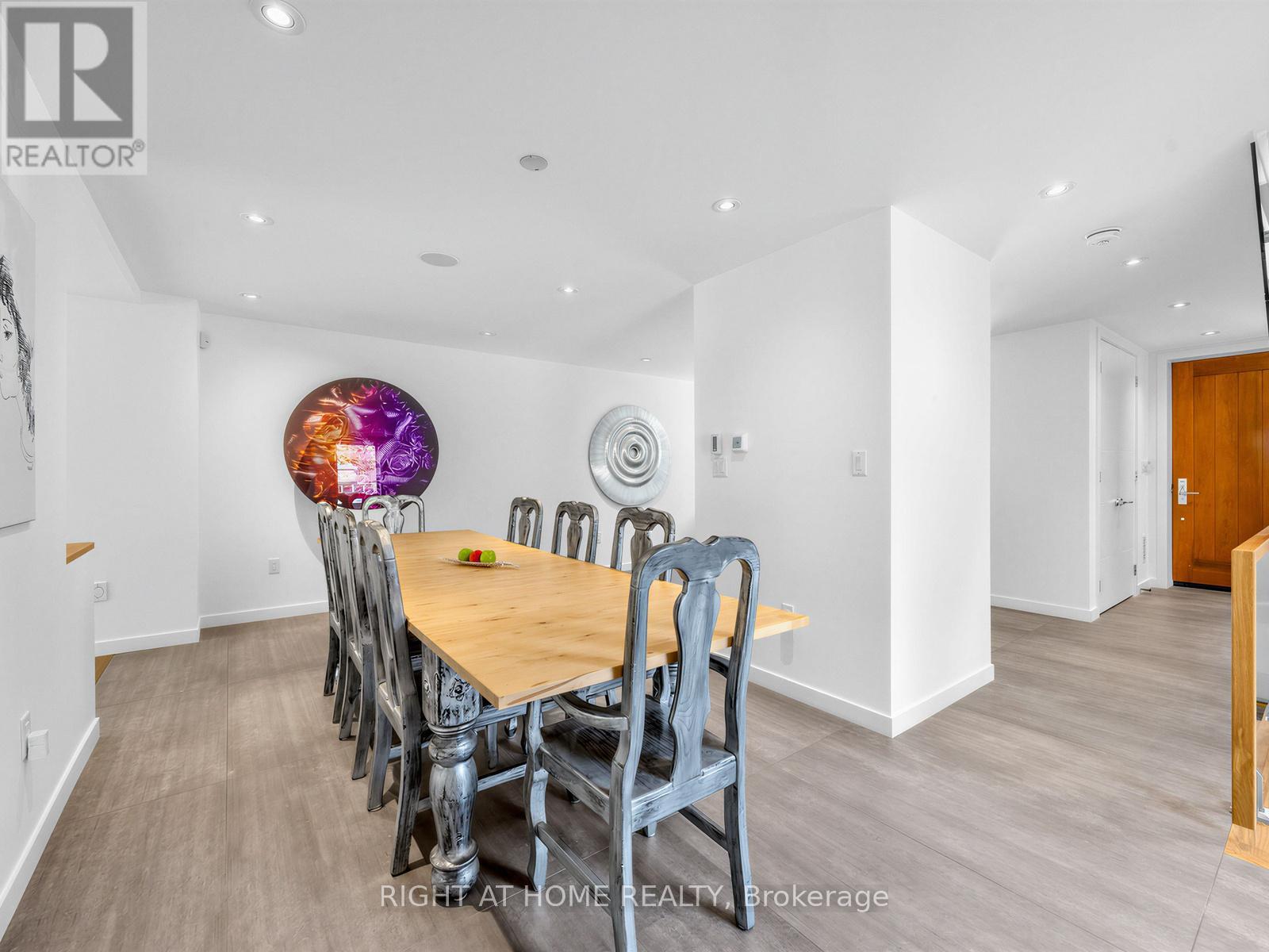 76 Ferris Road, Toronto, Ontario  M4B 1G4 - Photo 11 - E13832704