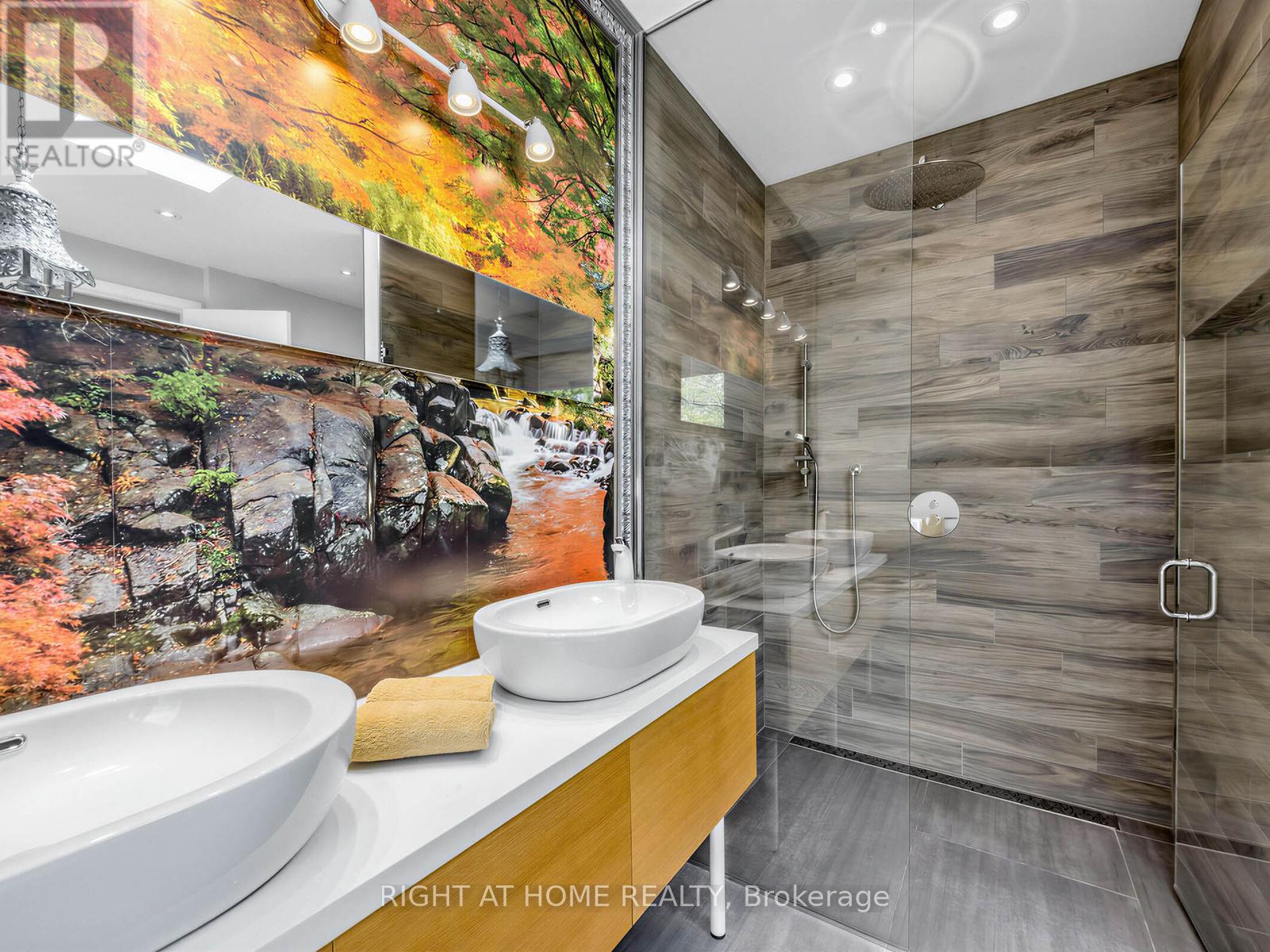 76 Ferris Road, Toronto, Ontario  M4B 1G4 - Photo 22 - E13832704