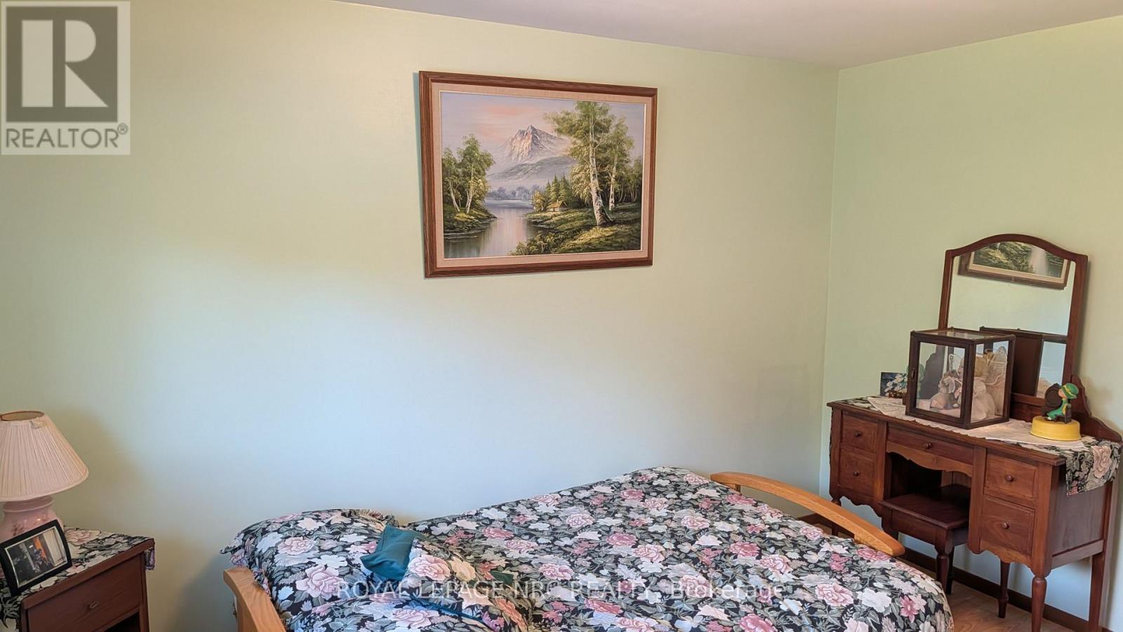 81 Ziraldo Road N, St. Catharines, Ontario  L2N 6S8 - Photo 6 - X13832732
