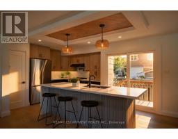 3028 EVA DRIVE, Burlington, Ontario