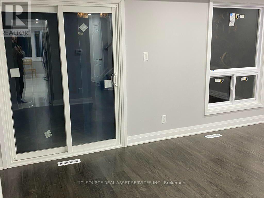 77 Newbridge Crescent, Brampton, Ontario  L6S 4B5 - Photo 15 - W13832250