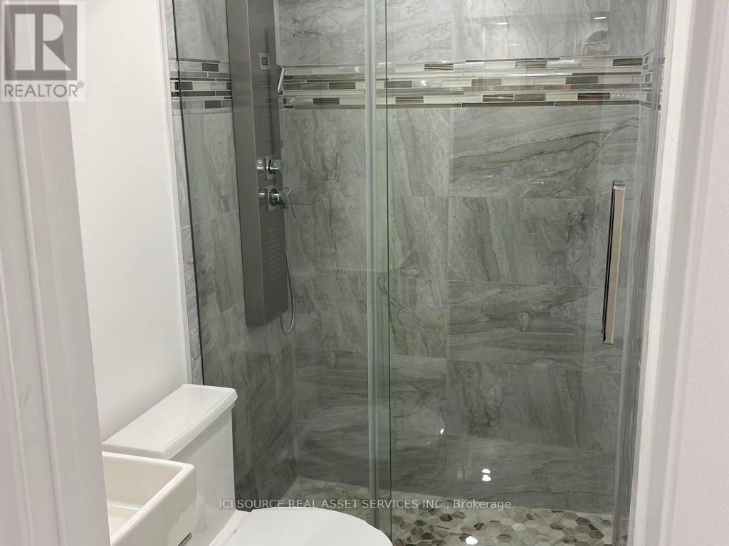77 Newbridge Crescent, Brampton, Ontario  L6S 4B5 - Photo 23 - W13832250