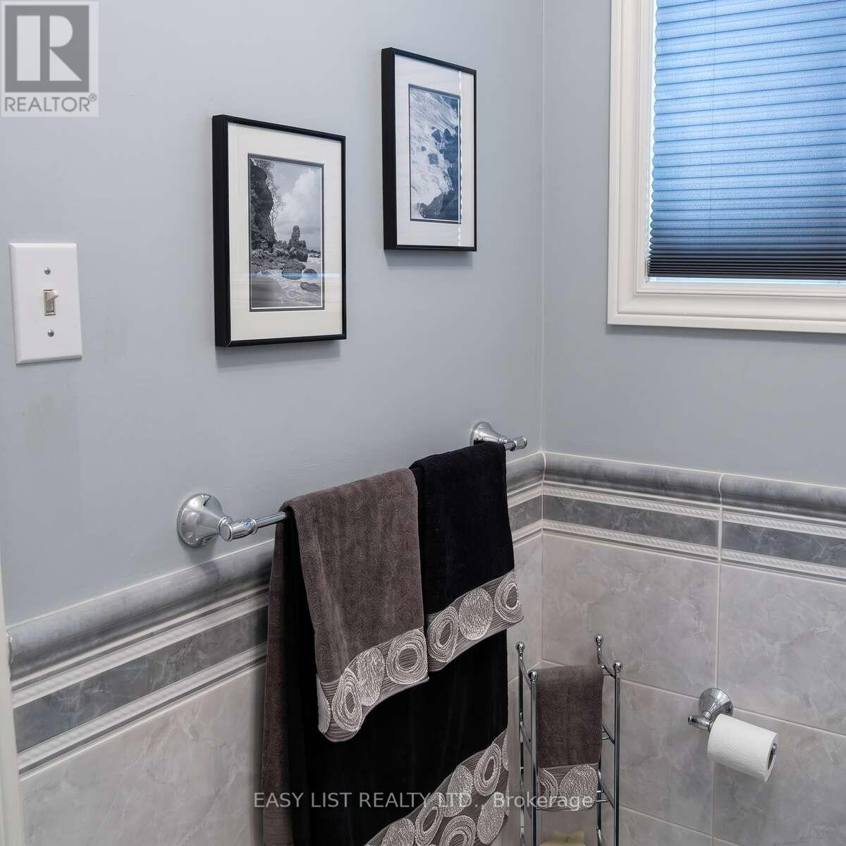 14 Gas Light Crescent, Vaughan, Ontario  L4L 8E8 - Photo 10 - N13725554