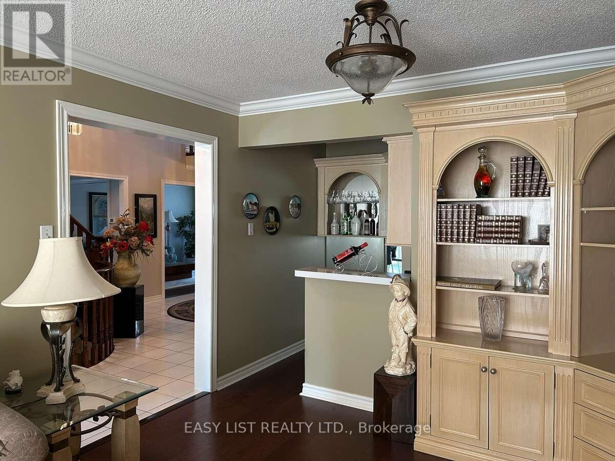 14 Gas Light Crescent, Vaughan, Ontario  L4L 8E8 - Photo 15 - N13725554
