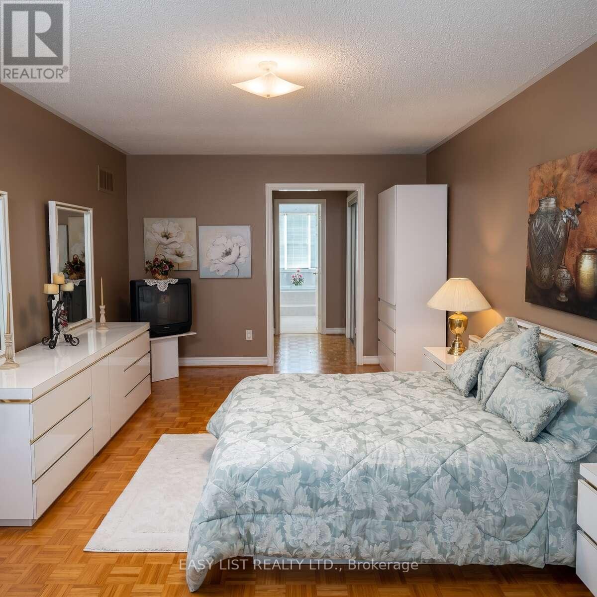 14 Gas Light Crescent, Vaughan, Ontario  L4L 8E8 - Photo 26 - N13725554