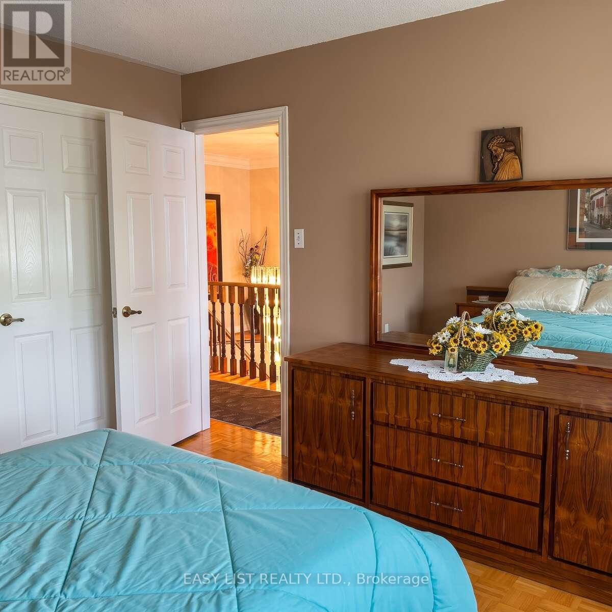 14 Gas Light Crescent, Vaughan, Ontario  L4L 8E8 - Photo 33 - N13725554
