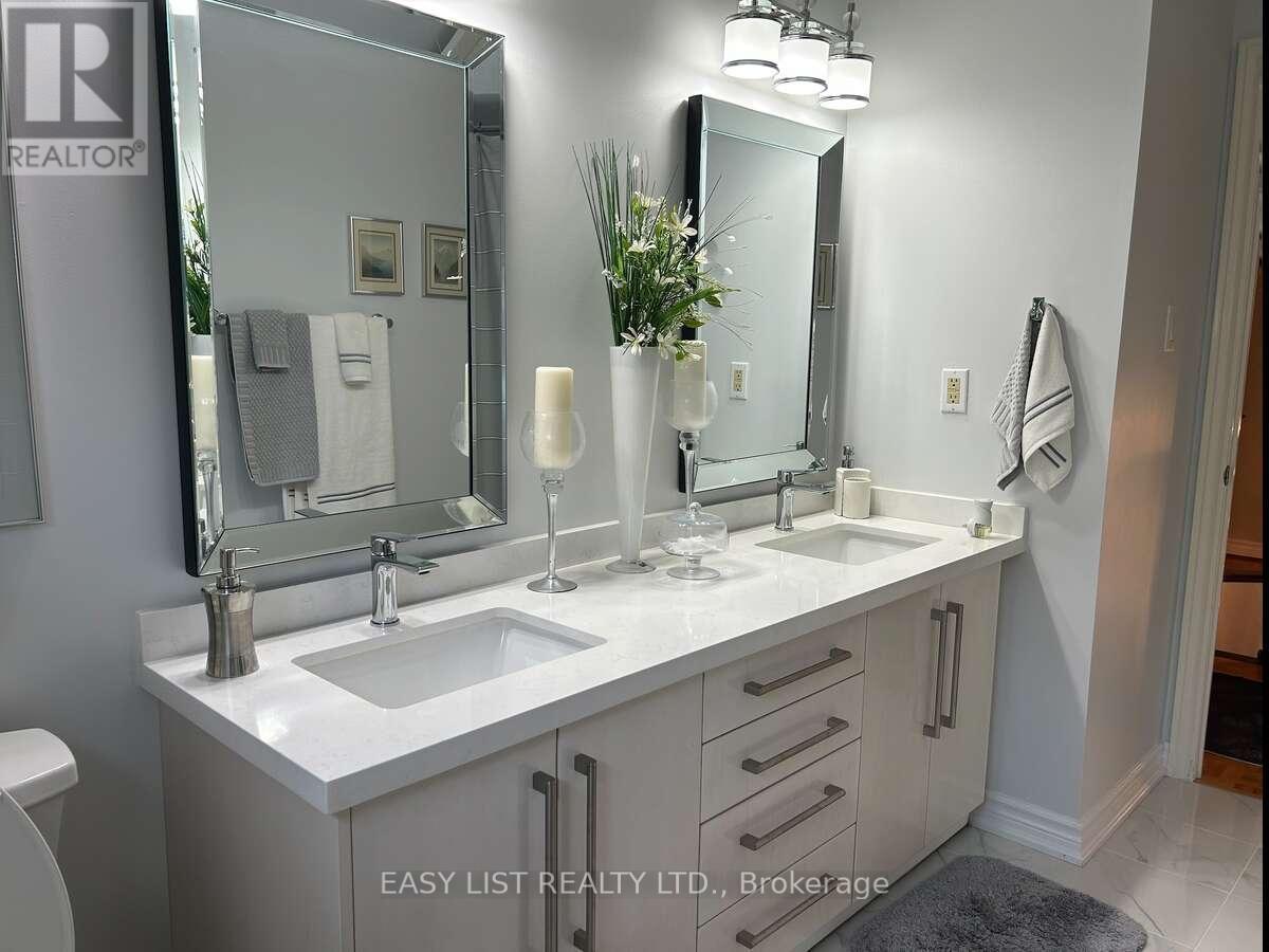14 Gas Light Crescent, Vaughan, Ontario  L4L 8E8 - Photo 35 - N13725554