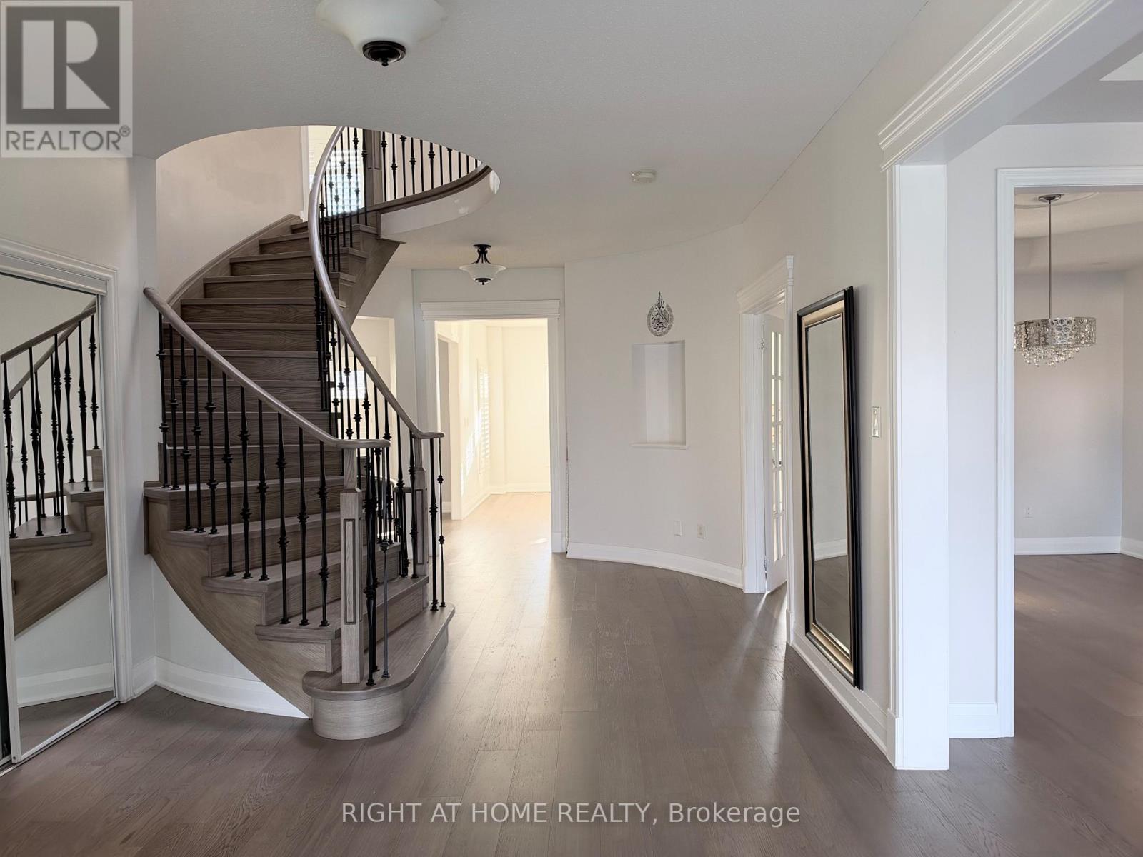 1179 Ravenscroft Road, Ajax, Ontario  L1T 0H9 - Photo 4 - E13832750