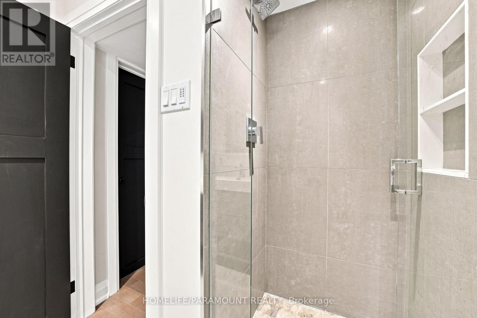 543 Limerick Road, Burlington, Ontario  L7L 2K5 - Photo 12 - W13832742