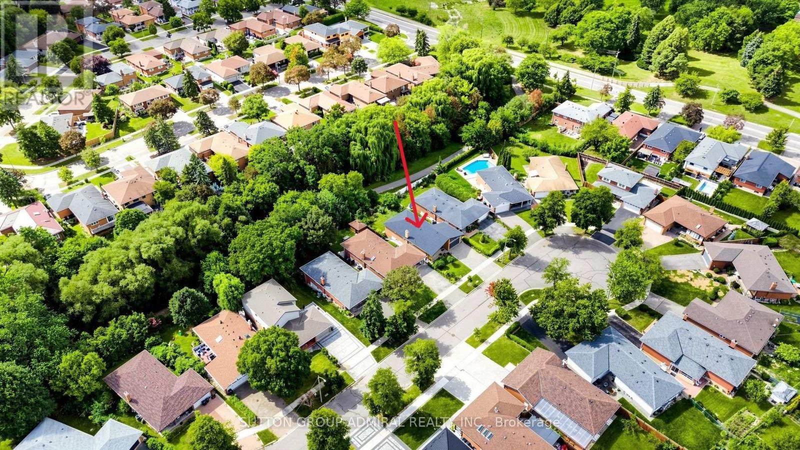 27 Warlingham Court, Toronto, Ontario  M9C 3K2 - Photo 43 - W13787032