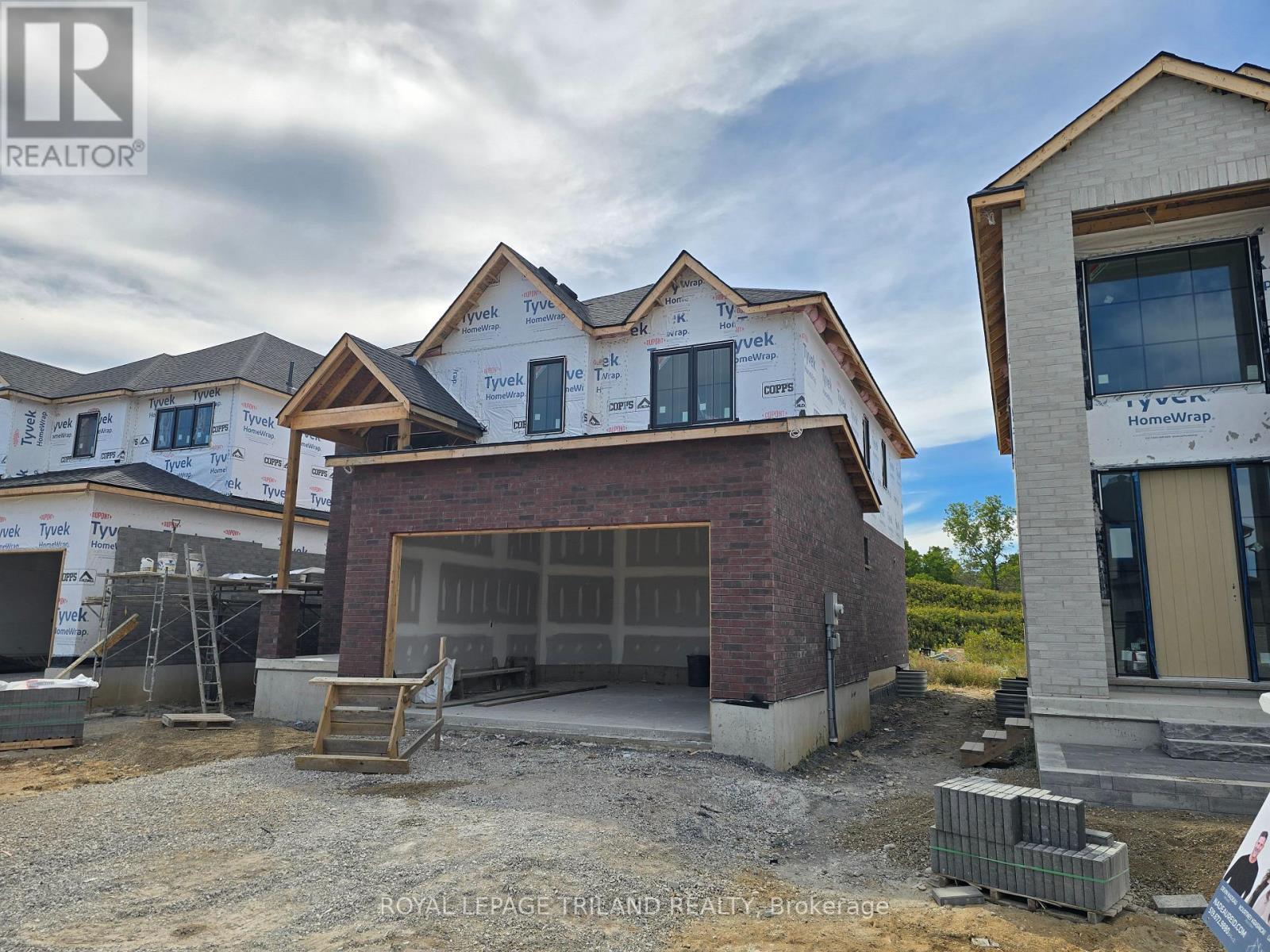 31 Allister Drive, Middlesex Centre, Ontario  N0L 1R0 - Photo 2 - X13129352