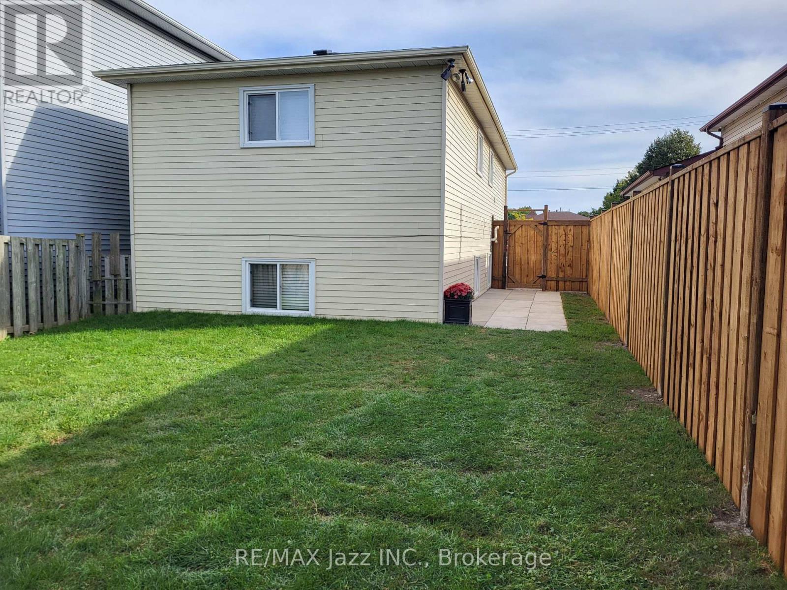 260 Lakeview Park Avenue, Oshawa, Ontario  L1J 7M5 - Photo 24 - E13794126