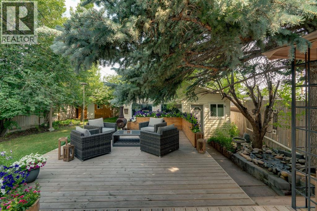 212 Blackthorn Road Nw, Calgary, Alberta  T2K 3S3 - Photo 32 - A2346351