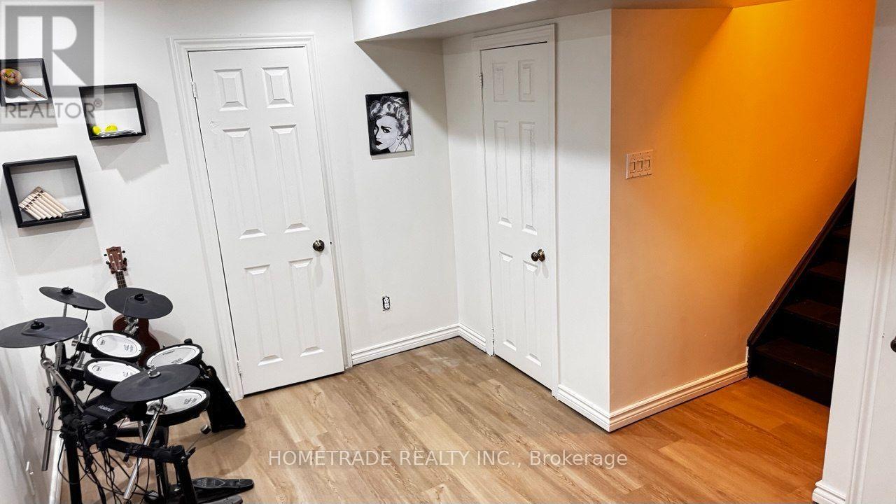 231 Denise Circle, Newmarket, Ontario  L3X 2K2 - Photo 19 - N13827534