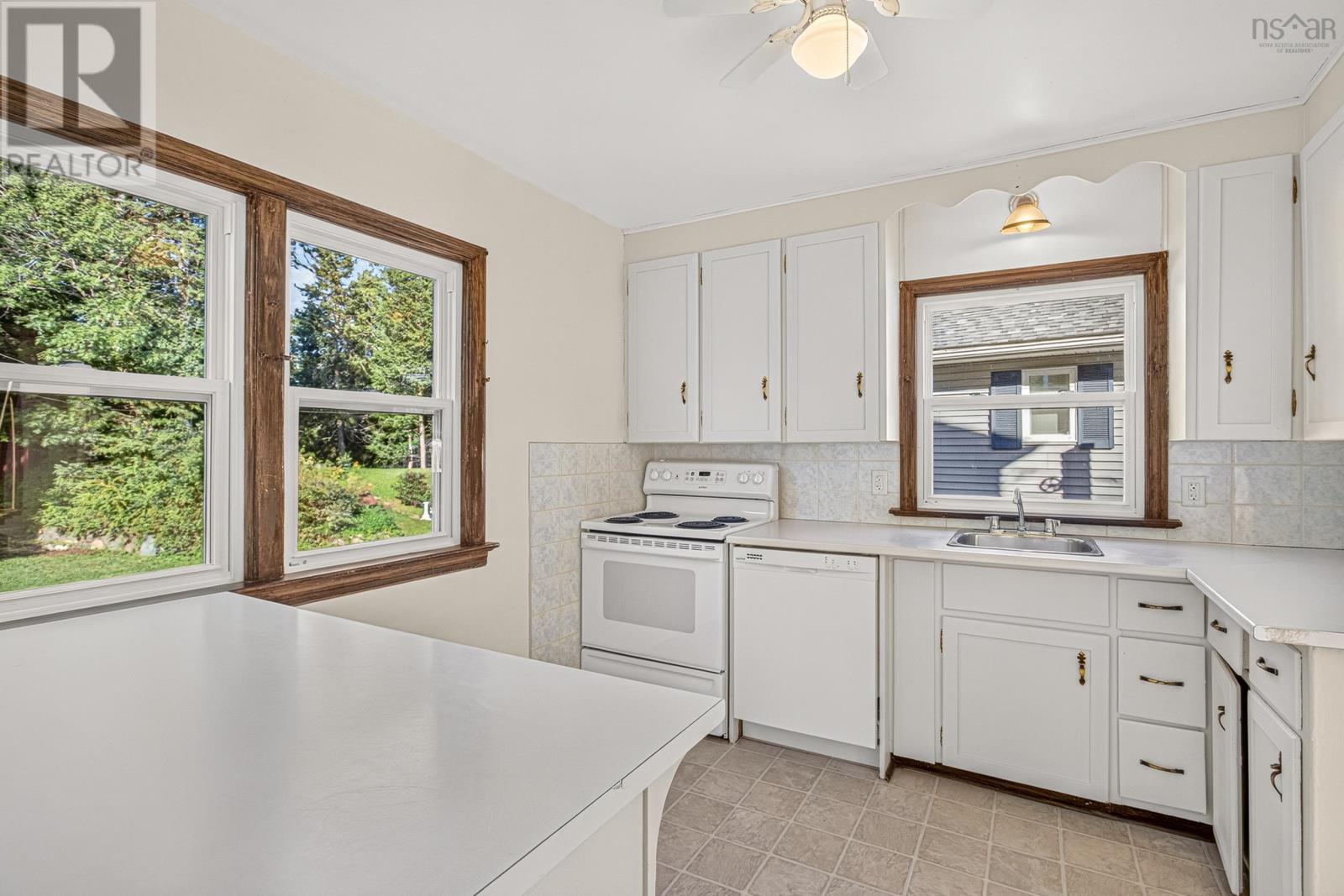 44 Locks Road, Dartmouth, Nova Scotia B2X 2J5 - Photo 20 - 202624311
