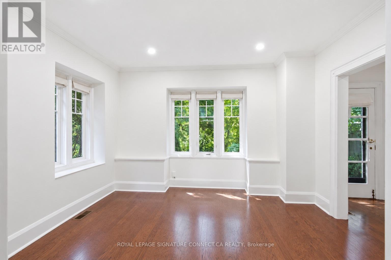 39 Glengowan Road, Toronto, Ontario  M4N 1G1 - Photo 11 - C13832786
