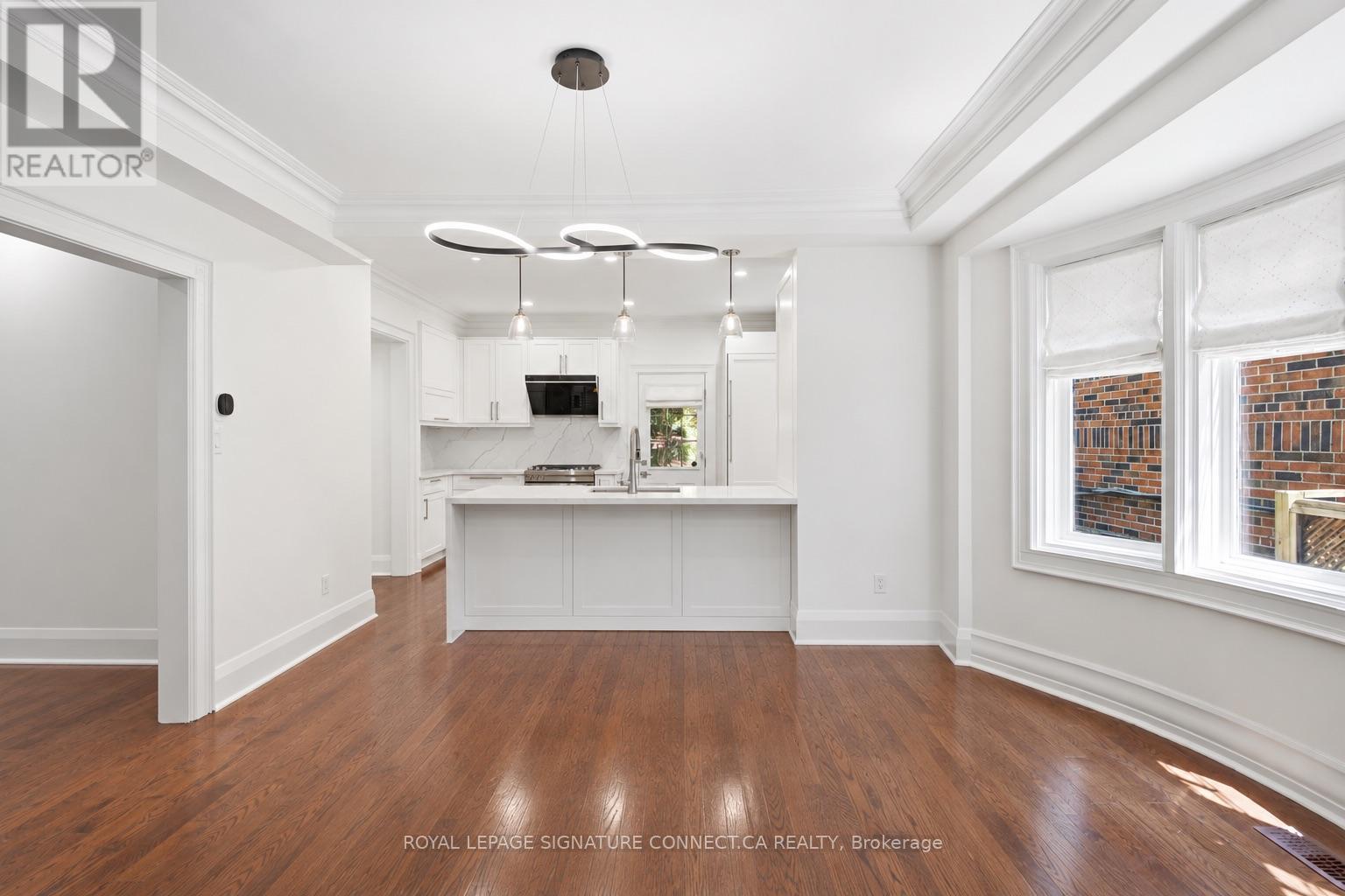 39 Glengowan Road, Toronto, Ontario  M4N 1G1 - Photo 4 - C13832786