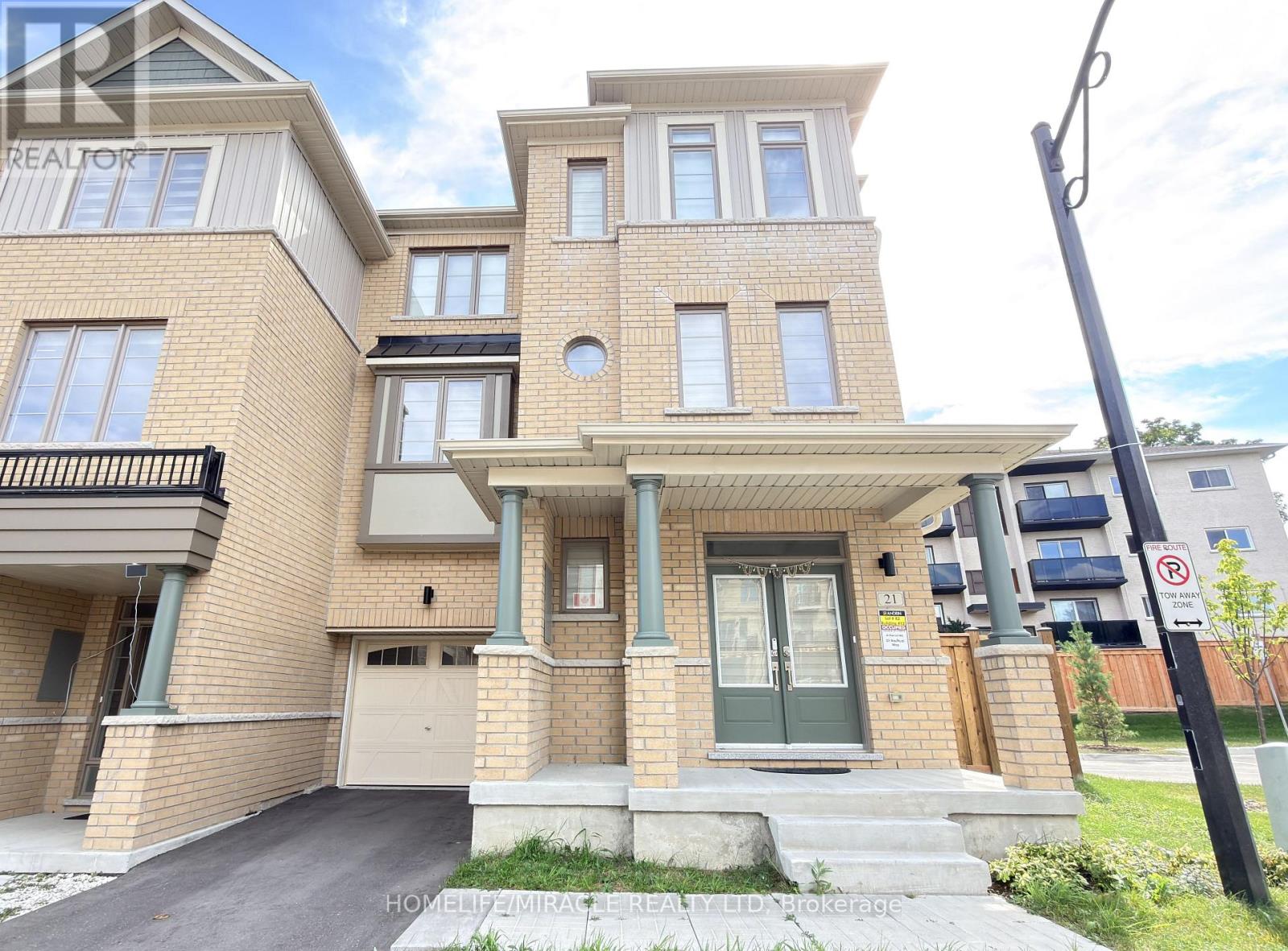 21 NAUTICAL WAY, Whitby, Ontario