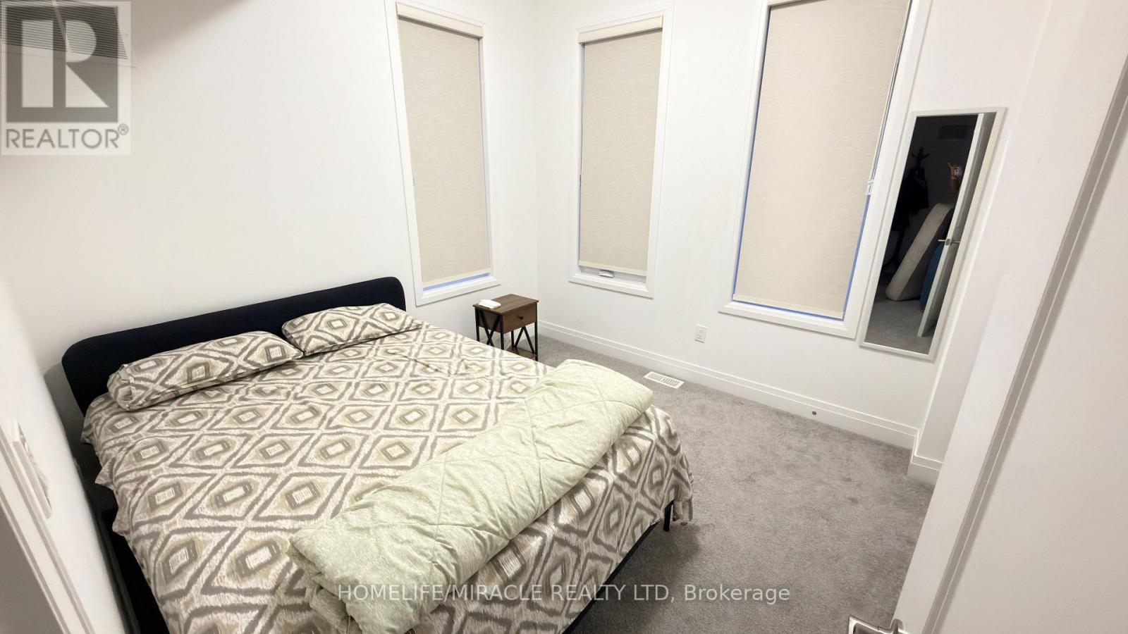21 Nautical Way, Whitby, Ontario  L1N 0N2 - Photo 12 - E13832782