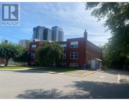 2124 HARRIS CRESCENT, Burlington, Ontario