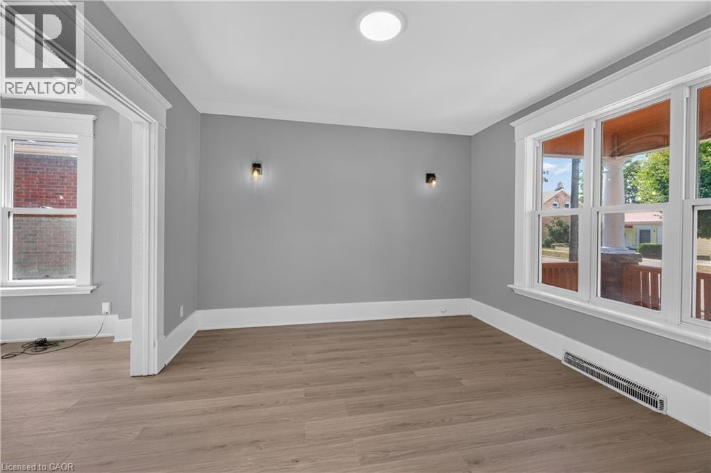 117 William Street, Brantford, Ontario  N3T 3K9 - Photo 6 - 40866386