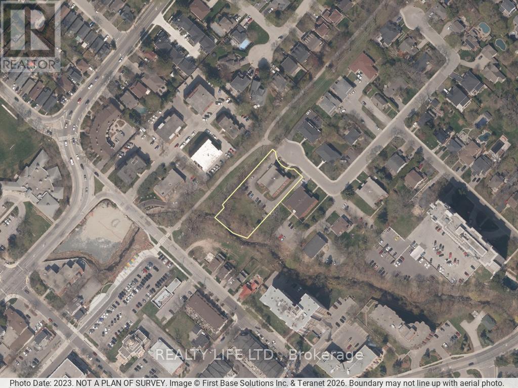 2124 Harris Crescent, Burlington, Ontario  L7R 1G4 - Photo 17 - W13832768