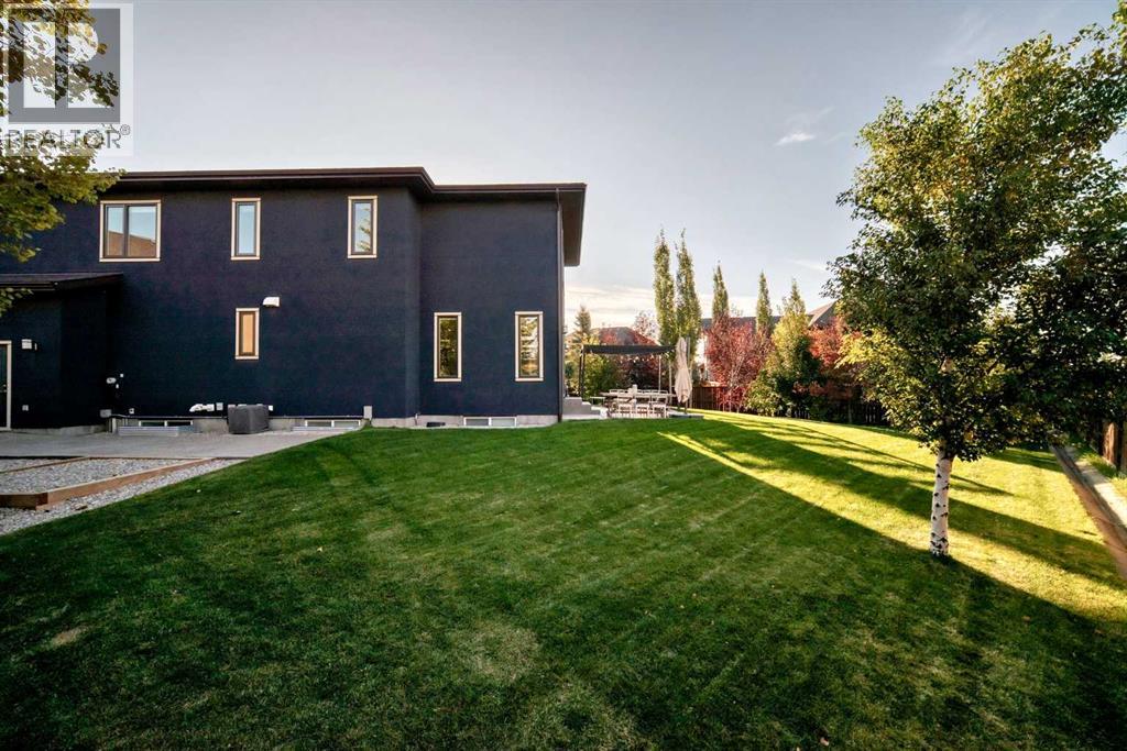 62 Wexford Crescent SW, Calgary, Alberta  T3H 0H1 - Photo 39 - A2347537