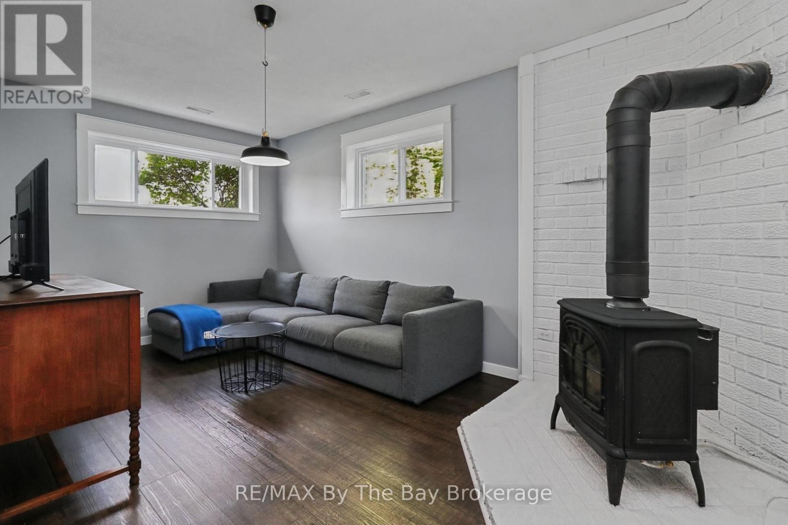 2 Red Oak Drive, Wasaga Beach, Ontario  L9Z 1J5 - Photo 38 - S13819576