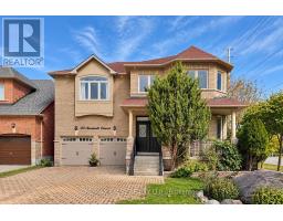 35 STONEHEATH CRESCENT, Markham, Ontario