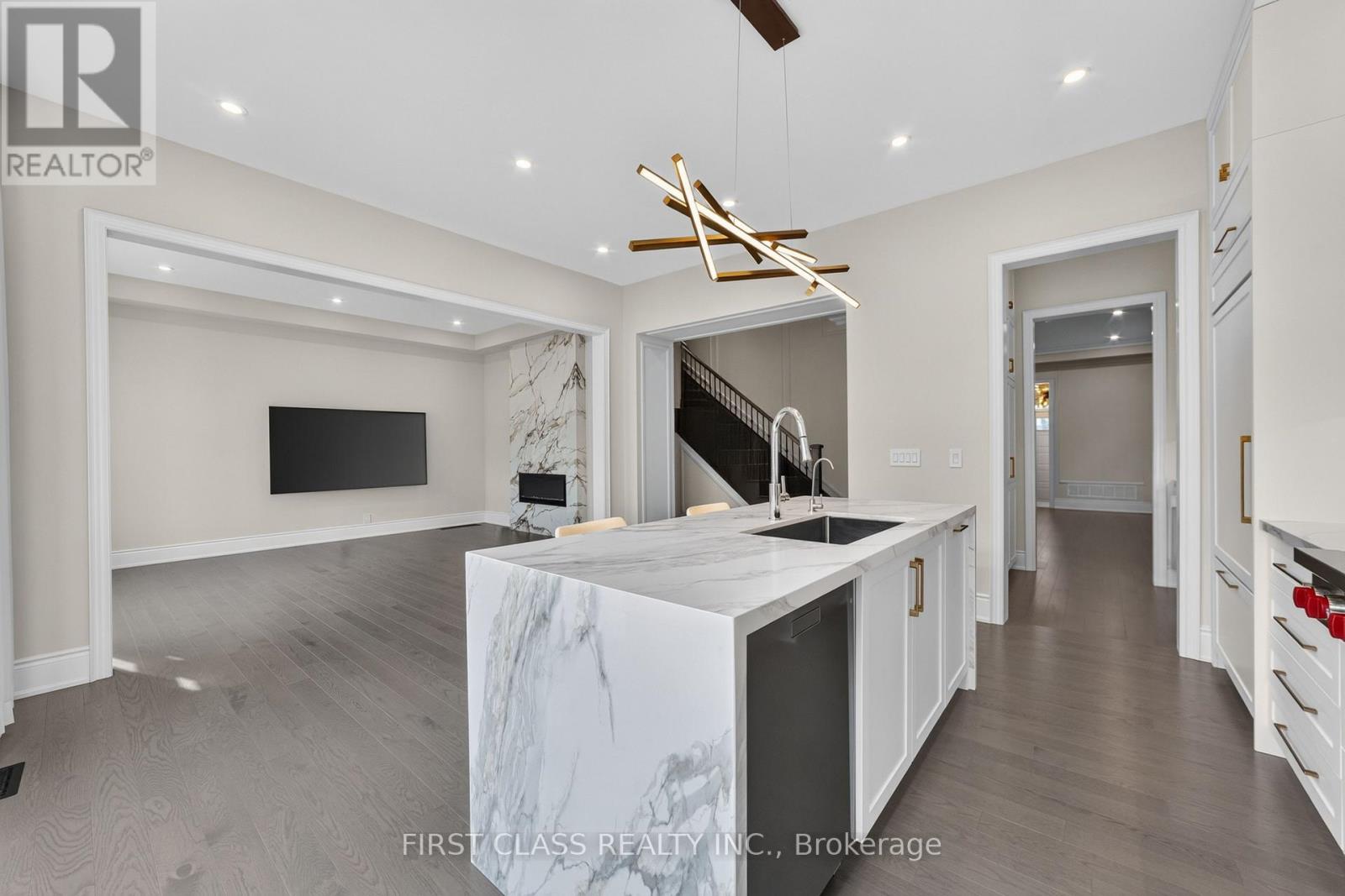 19 William Logan Drive, Richmond Hill, Ontario  L4E 1K6 - Photo 18 - N13832804