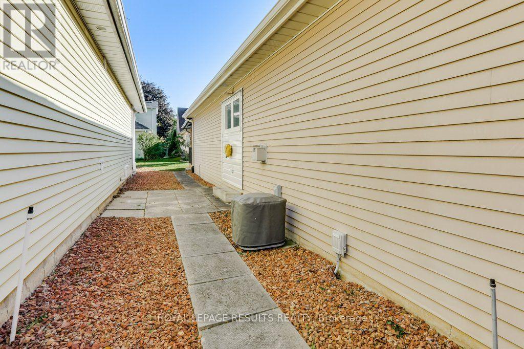 71 Edwin Crescent, Tillsonburg, Ontario  N4G 5H2 - Photo 39 - X13832828