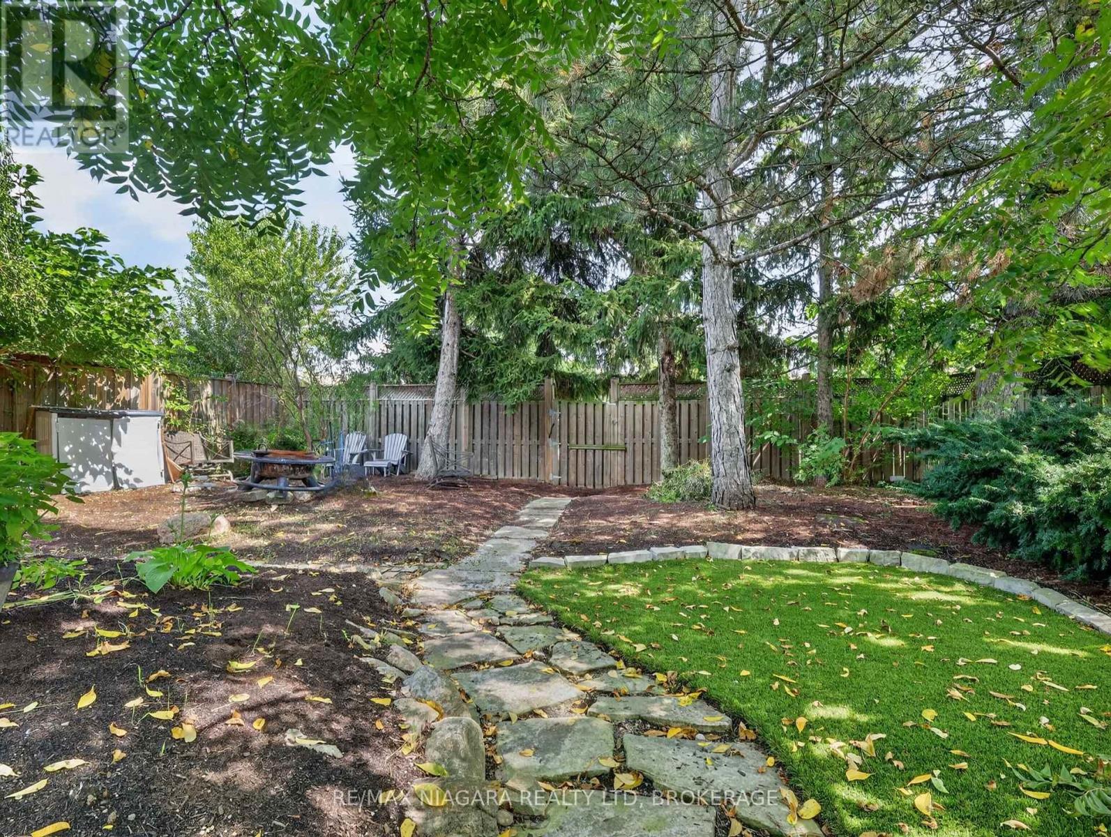 14 Fairlawn Court, St. Catharines (Carlton/bunting), Ontario L2M 7K4 - Photo 12 - X13832844