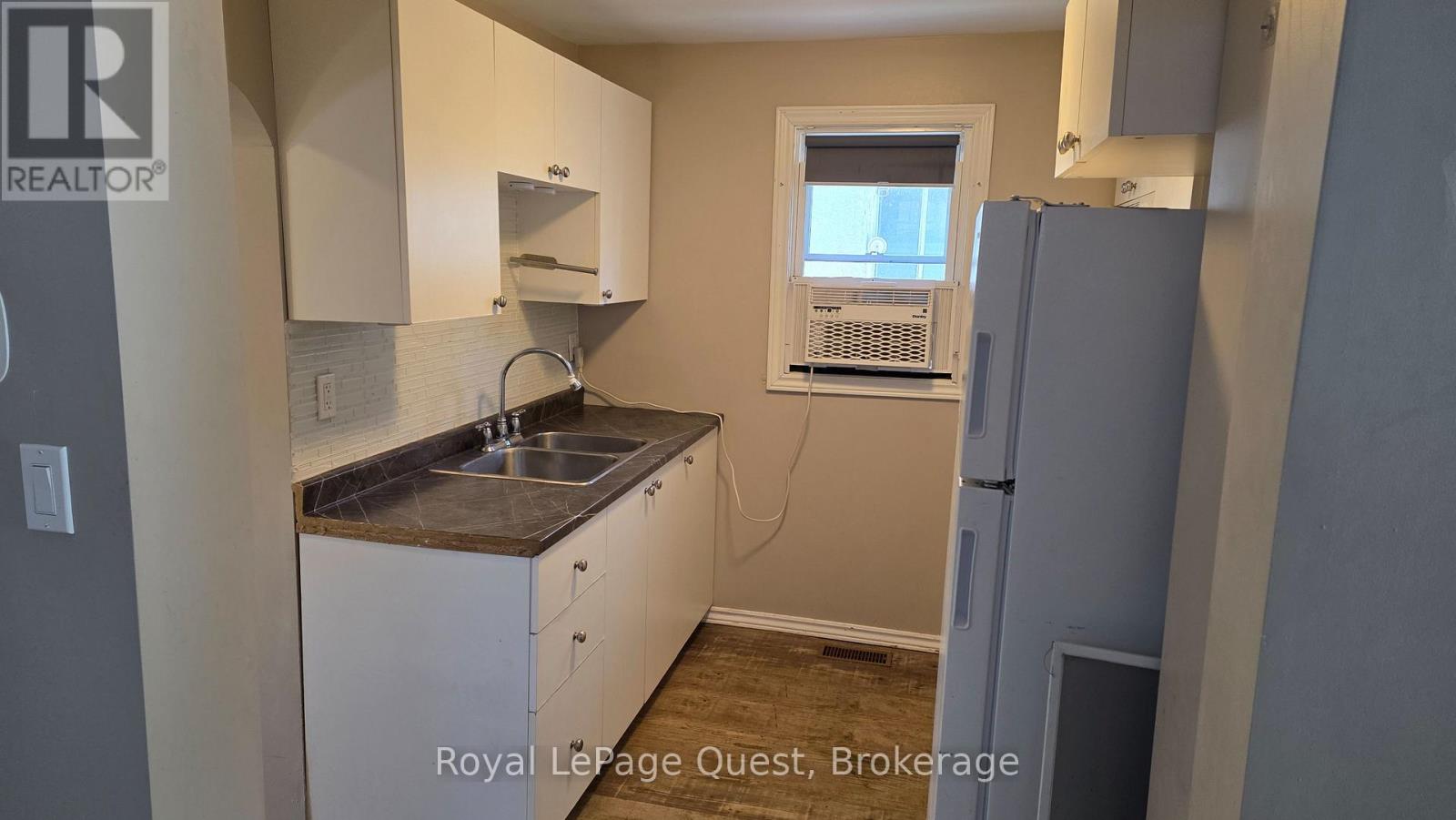 103 MISSISSAGA STREET W, Orillia, Ontario