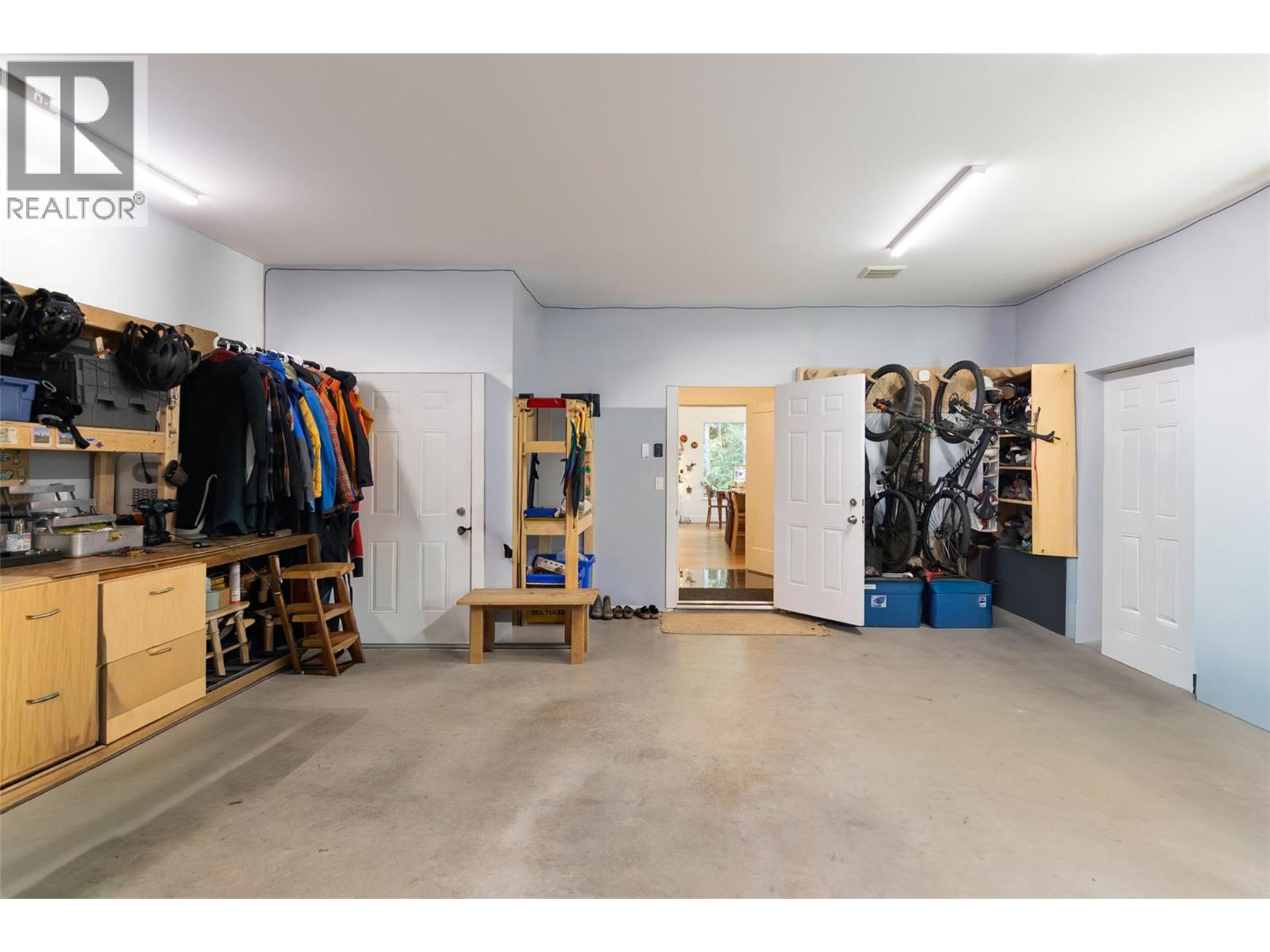 2077 Uplands Road, Revelstoke, British Columbia  V0E 2S1 - Photo 28 - 10401600