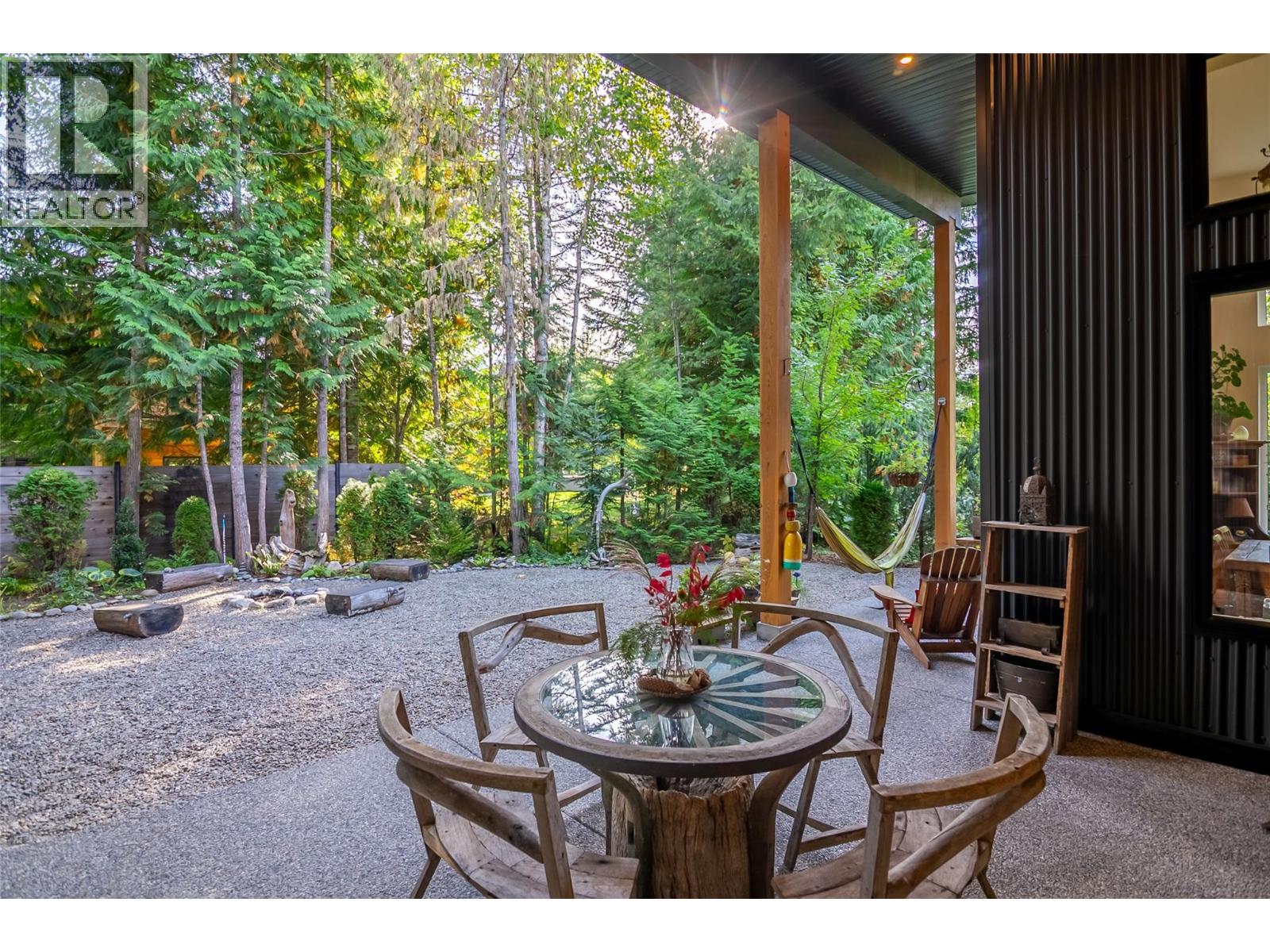 2077 Uplands Road, Revelstoke, British Columbia  V0E 2S1 - Photo 36 - 10401600