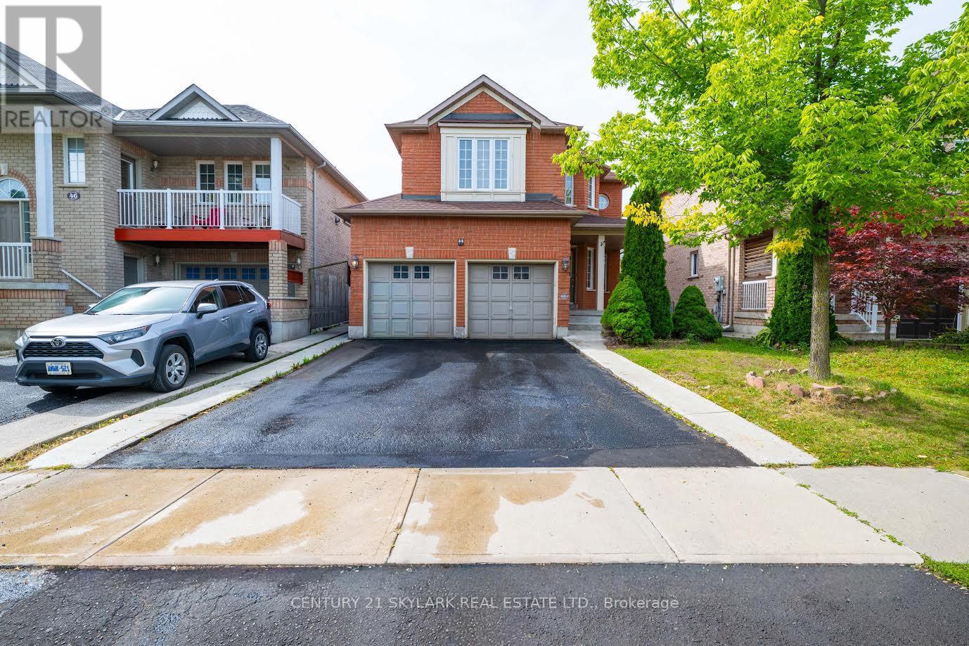 44 FALLSTAR CRESCENT, Brampton, Ontario