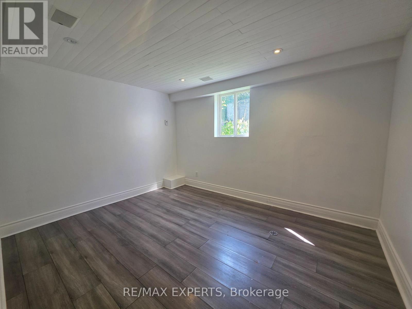 Lower - 39 Twenty Fifth Street, Toronto, Ontario  M8V 3P8 - Photo 10 - W13832862