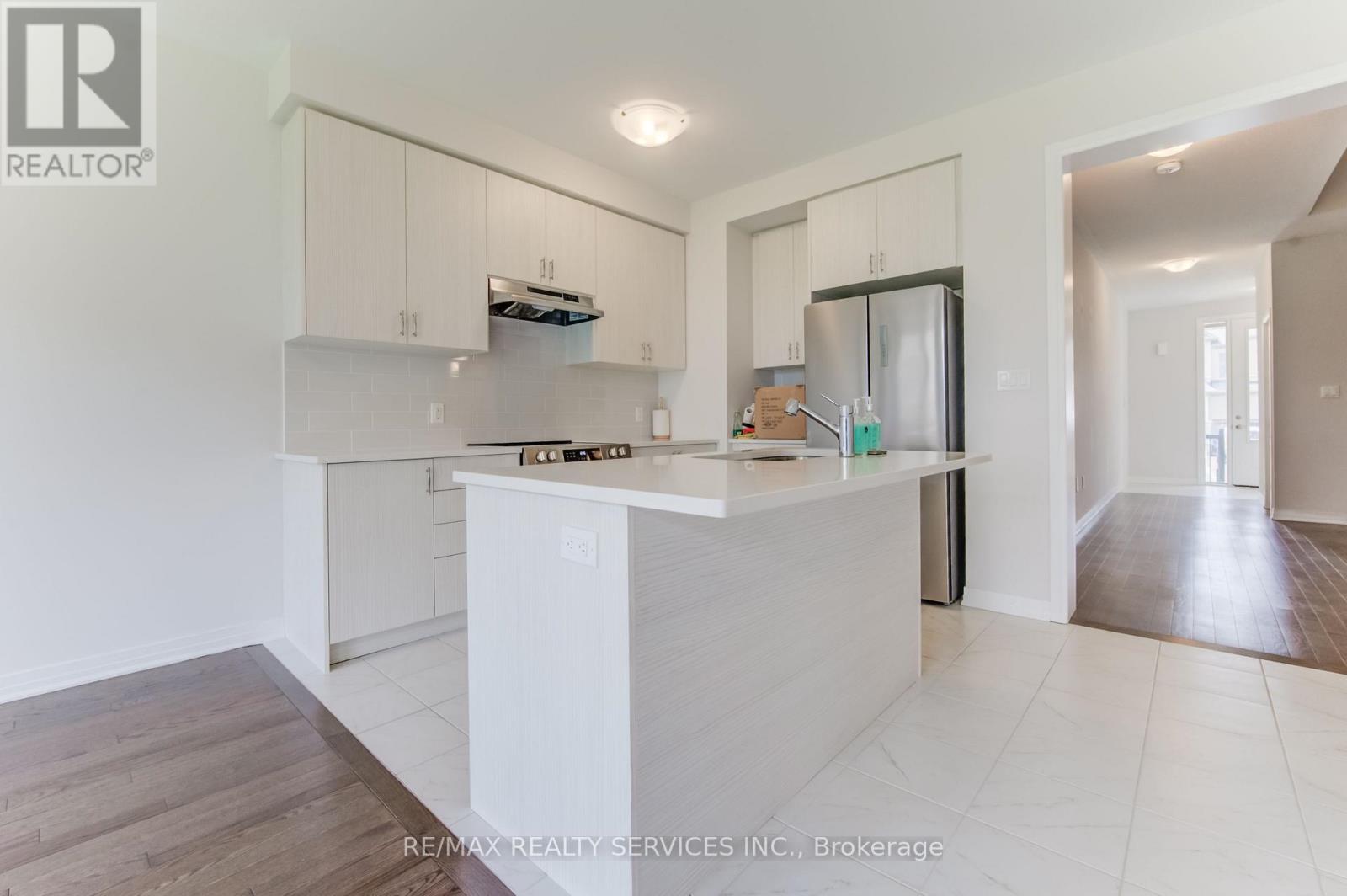 73 Prince Phillip Boulevard, North Dumfries, Ontario  N0B 1E0 - Photo 12 - X13832816