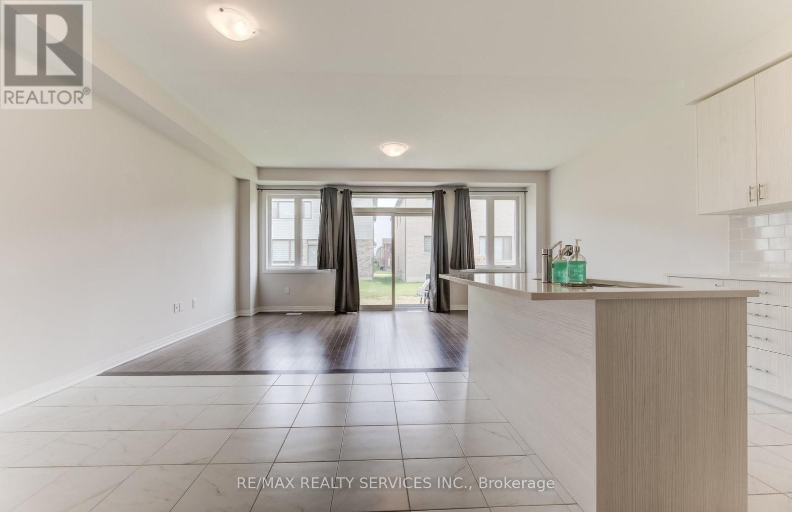 73 Prince Phillip Boulevard, North Dumfries, Ontario  N0B 1E0 - Photo 13 - X13832816