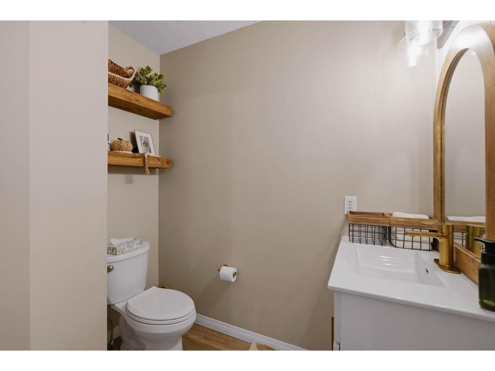 103 5765 Vedder Road, Garrison Crossing, Chilliwack, British Columbia  V2R 1C3 - Photo 7 - R3168483