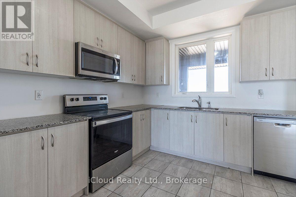 158 Keppel Circle, Brampton, Ontario  L7A 5K7 - Photo 14 - W13832880