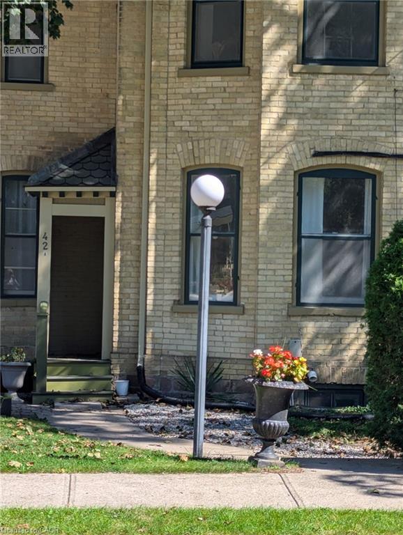 40-42 Blenheim Road Unit# 42a, Cambridge, Ontario  N1S 1E6 - Photo 1 - 40865205