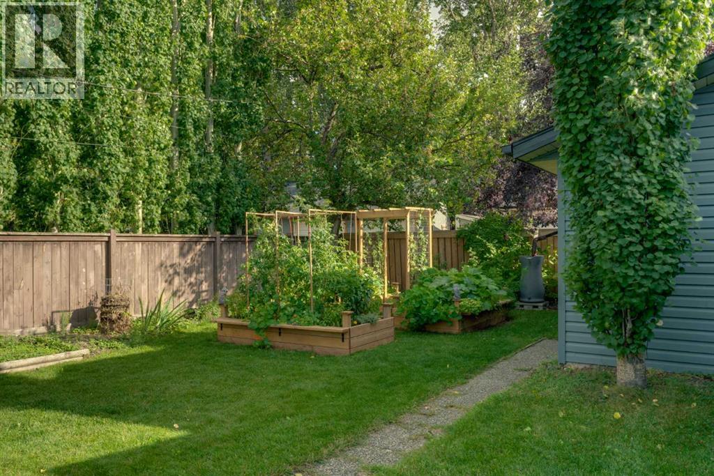 5820 Bowwater Crescent Nw, Calgary, Alberta  T3B 2E2 - Photo 40 - A2348092