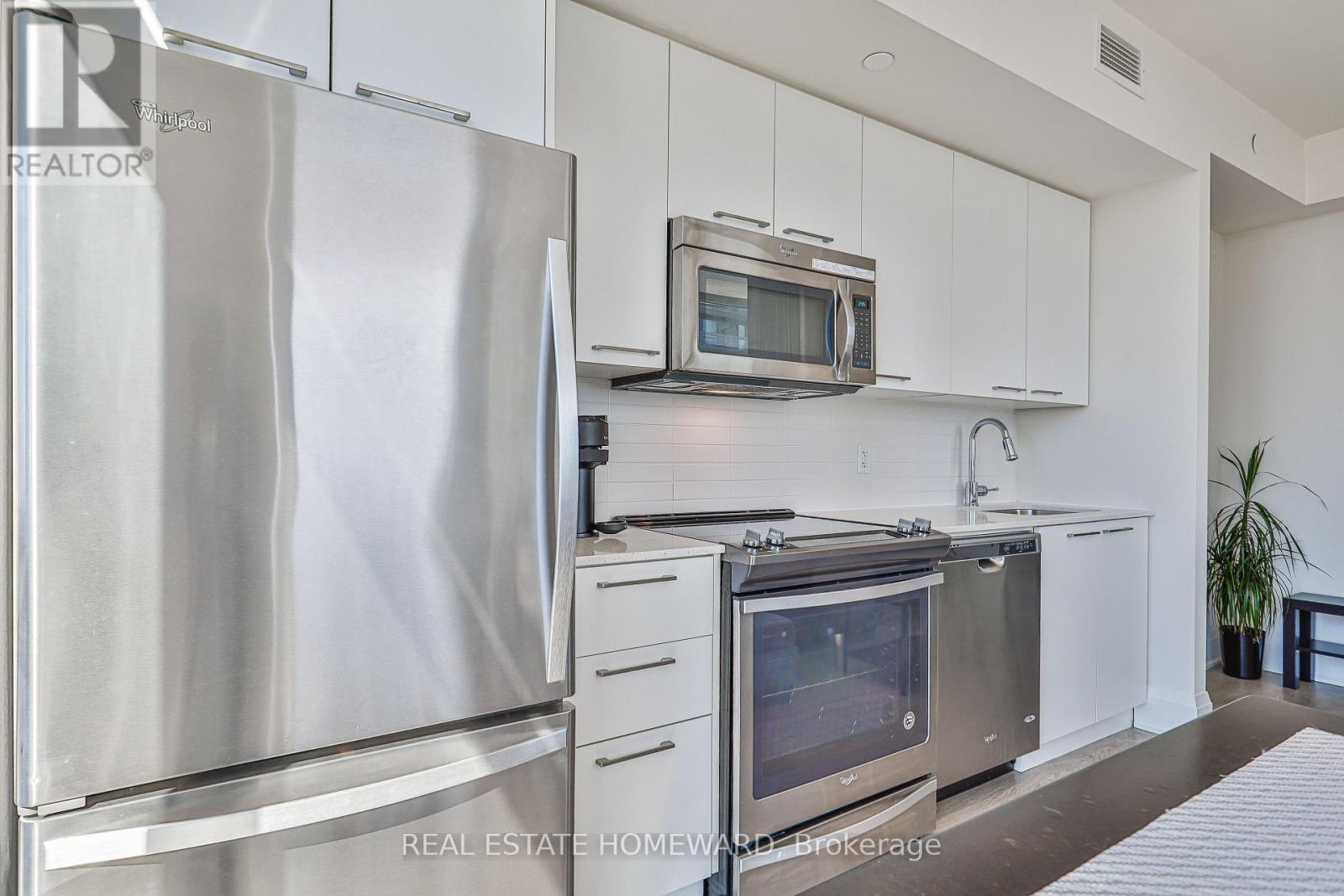 3102 - 30 Roehampton Avenue, Toronto, Ontario  M4P 1R2 - Photo 13 - C13832912