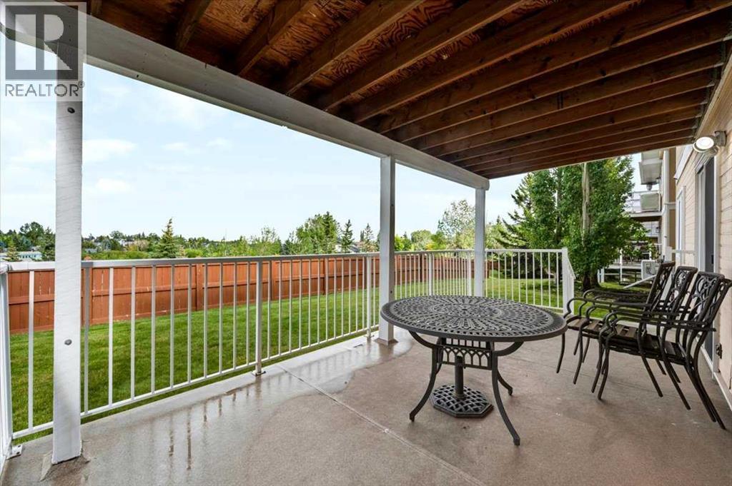 36, 140 Strathaven Circle Sw, Calgary, Alberta  T3H 2N5 - Photo 9 - A2344630